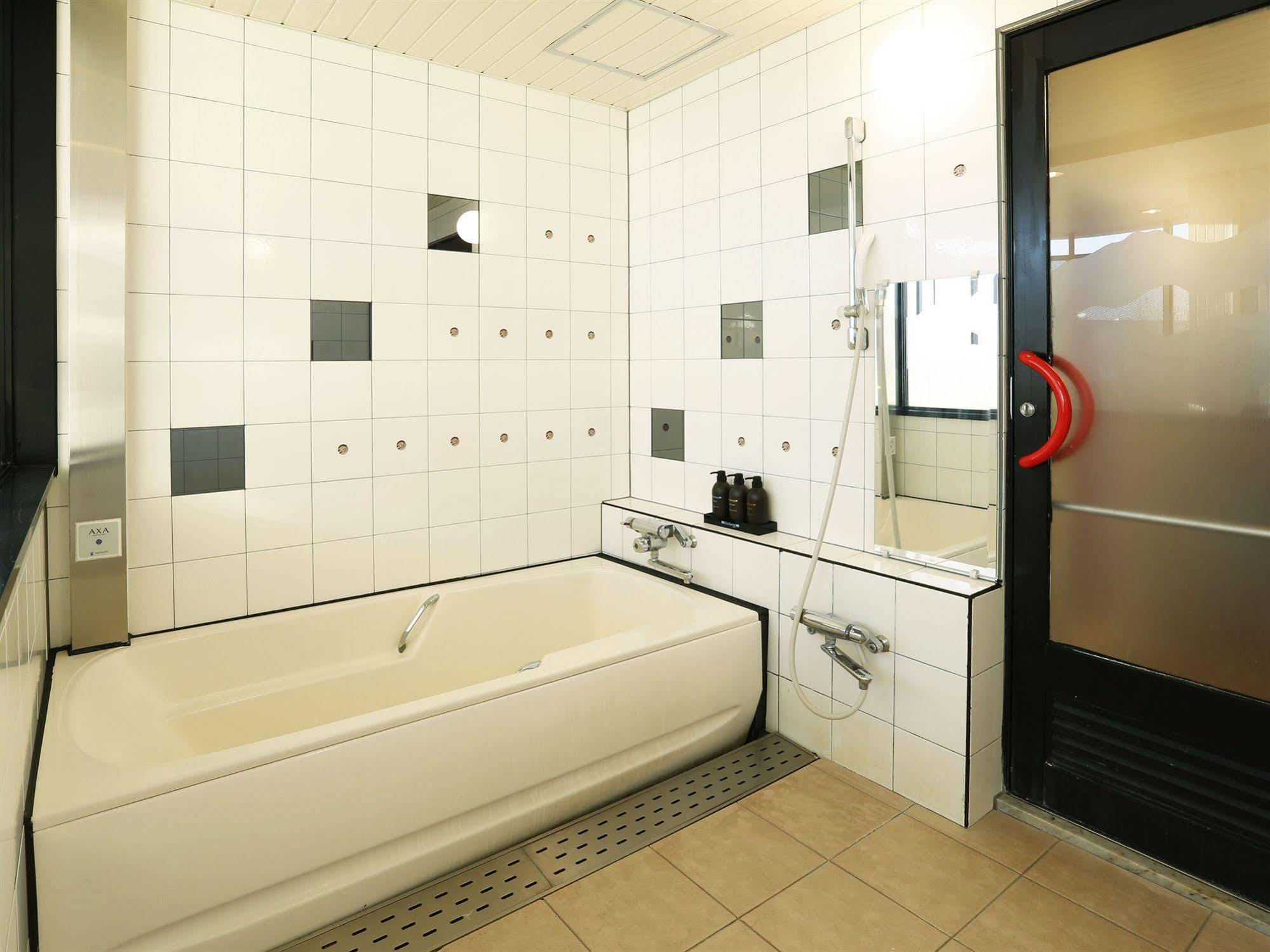 Hotel Fine Garden Gifu (Adults Only) Kakamigahara Dış mekan fotoğraf