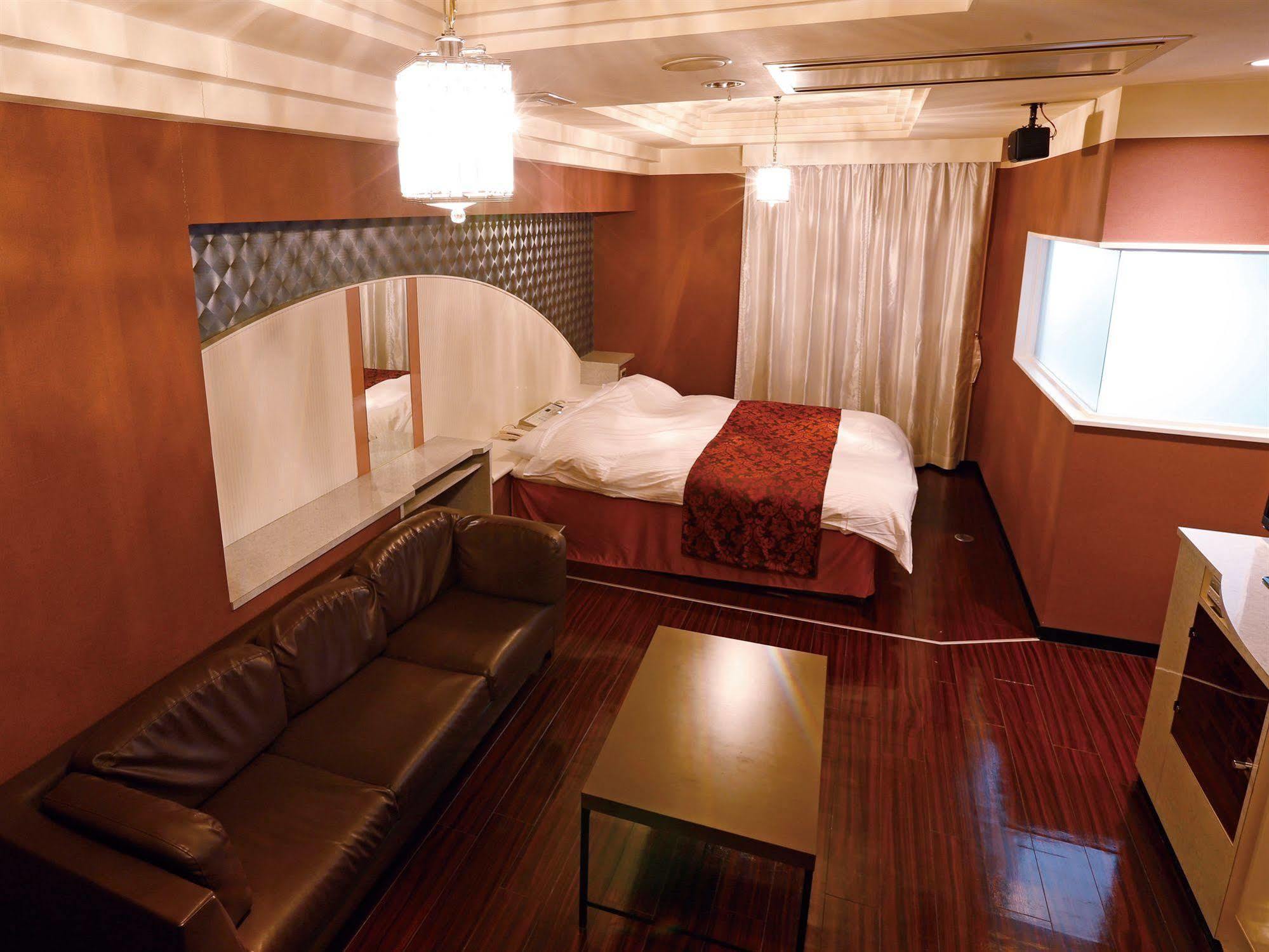 Hotel Fine Garden Gifu (Adults Only) Kakamigahara Dış mekan fotoğraf