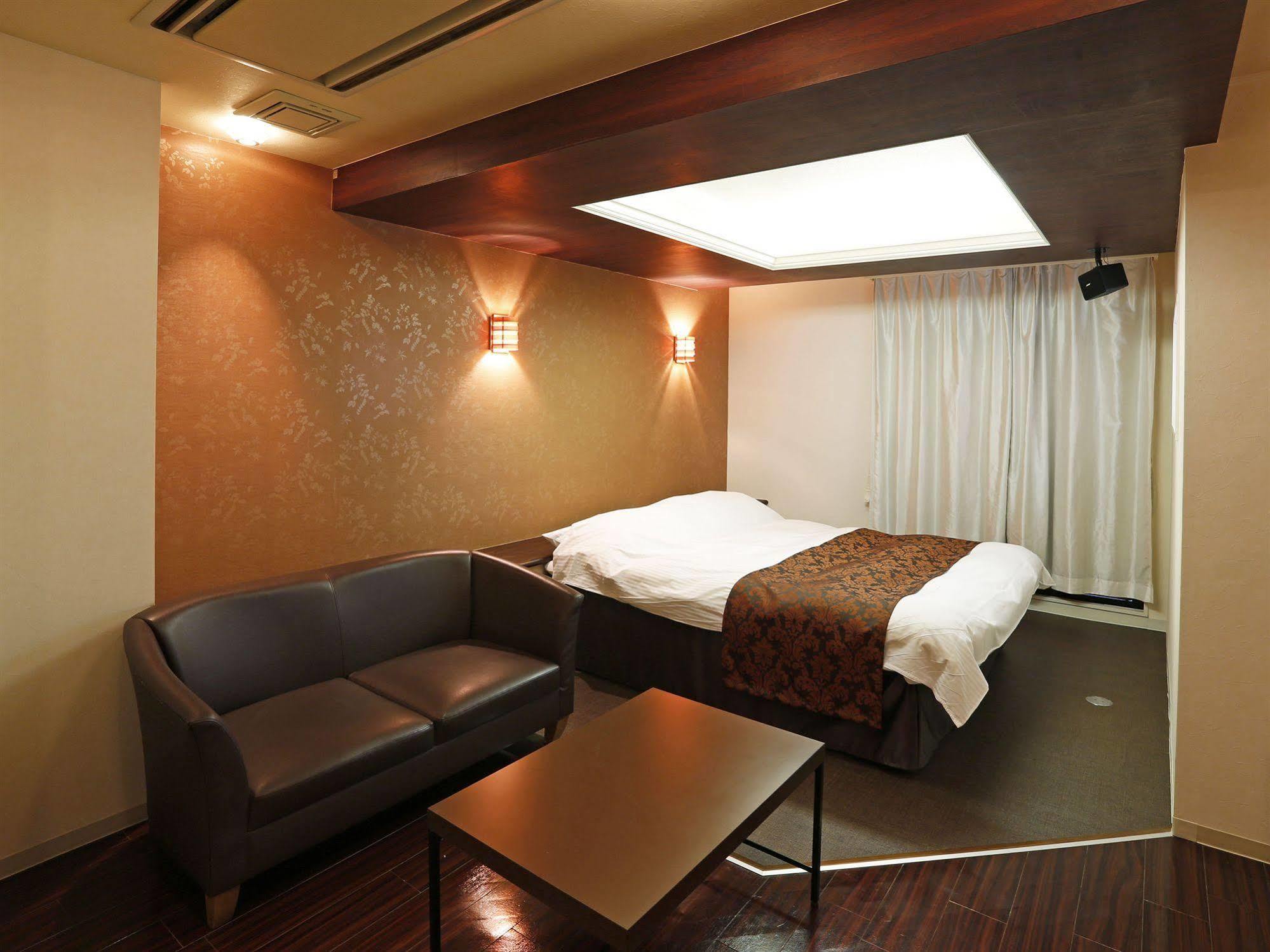 Hotel Fine Garden Gifu (Adults Only) Kakamigahara Dış mekan fotoğraf